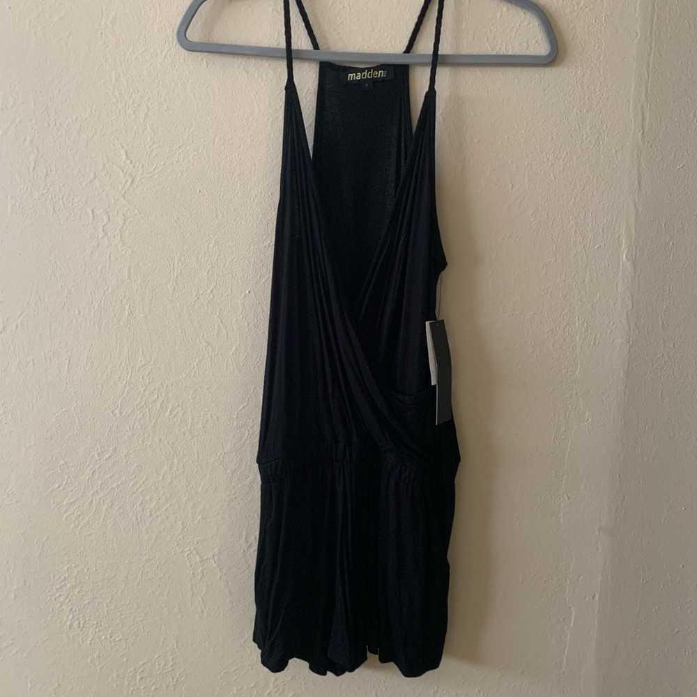 🟢3/$15  NWT Black Cami Romper